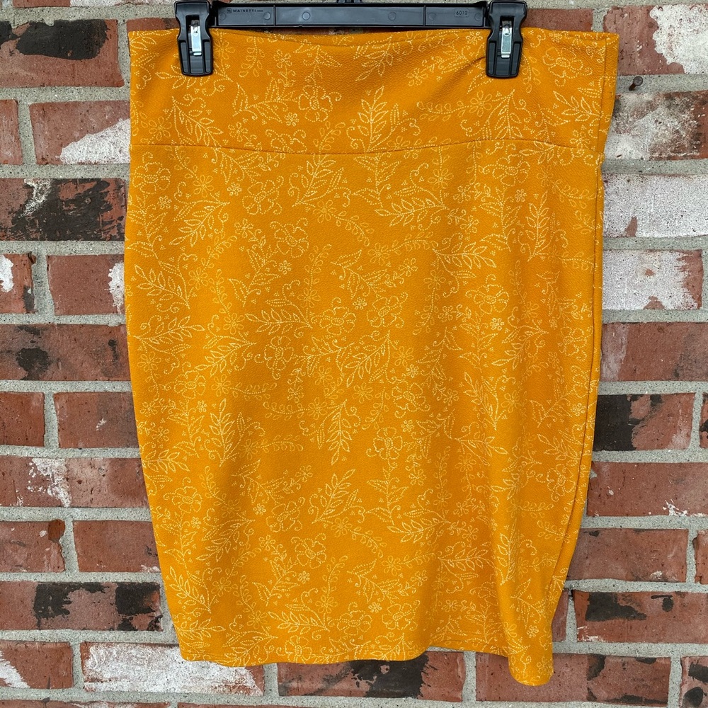 Pencil skirt